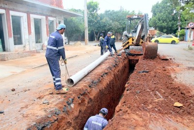 ESSAP inició segunda etapa de rehabilitación de red cloacal en Luque