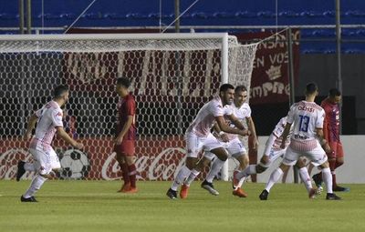 Santaní recibe al rayadito por puntos de oro