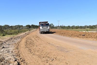 Ayolas: Obras de empedrado en etapa final