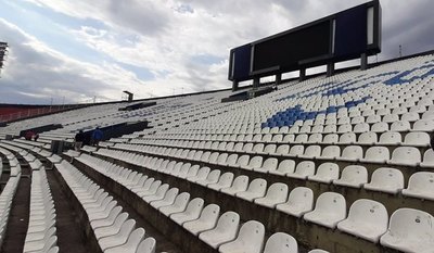 Menos de 100 entradas vendidas en sector de Olimpia