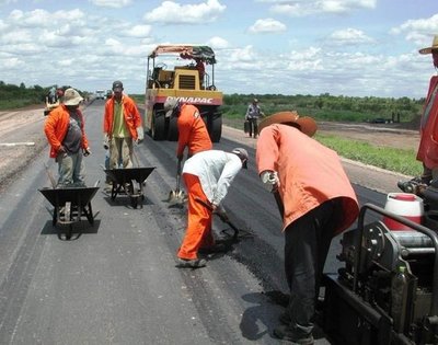 MOPC adjudica primeros tramos del proyecto de duplicación de Ruta Transchaco