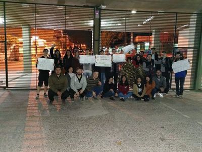 Juicio político: Toma y paro en facultades de la UNA