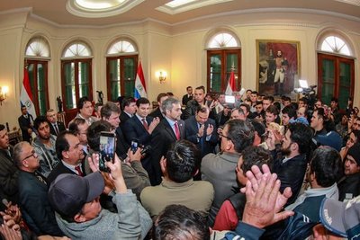 Jefe de Estado ratifica defensa de intereses del país