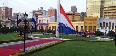 Presidente participa de actos por aniversario de Asunción