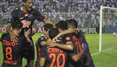Un paraguayo, entre los máximos goleadores activos de Copa