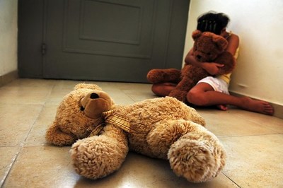 En Colombia quieren establecer cadena perpetua para violadores de niños
