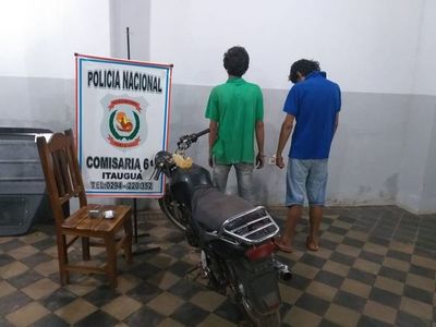 Aprehenden a dos jóvenes con marihuana en Itauguá