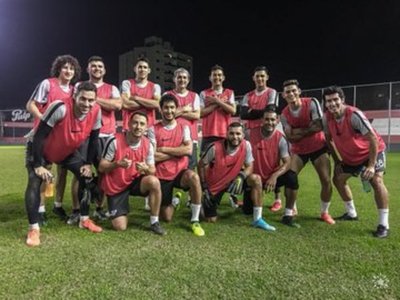 El único puntero e invicto Libertad visita a un aguerrido Nacional que quiere despegar en el certamen
