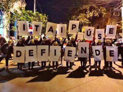 Juicio Político: Frente Guasu afirma que adelantamiento de sesión extra es por “temor a movilización ciudadana”