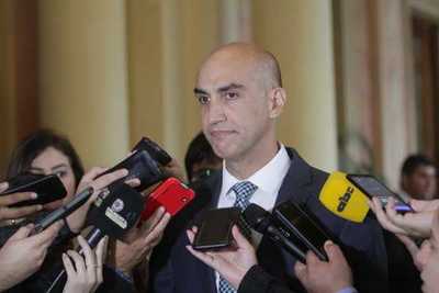 Contratación de nuevos profesionales cubrirá brecha en atención a la salud