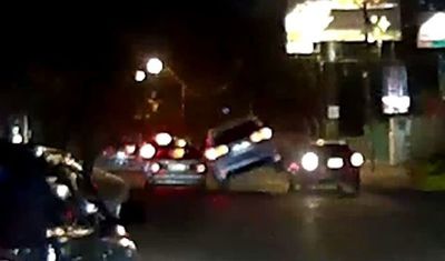 En las redes piden identificar a conductor que chocó y huyó