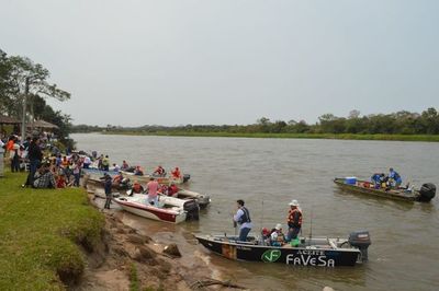 Exitosa competencia de pesca en San Pedro