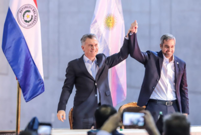 Inauguran el paso de Yacyretá