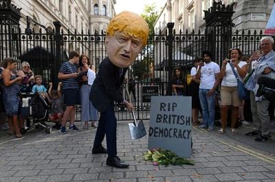 Boris Johnson suspenderá el Parlamento hasta dos semanas antes del Brexit