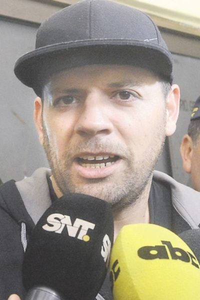 Vía habeas data, “Cucho” pide informes de bienes