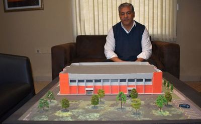Proyectan construir un polideportivo municipal