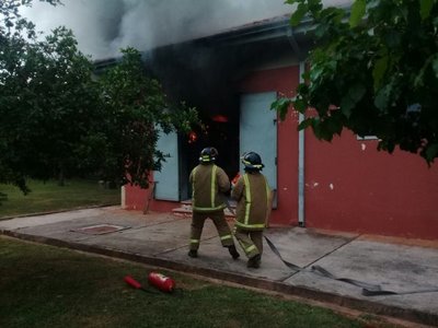 Subestacion de Tres Bocas registra principìo de incendio