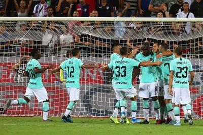 El líder Inter gana en Cagliari