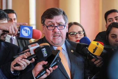 Blas Llano da a conocer sólo su última declaración jurada de bienes