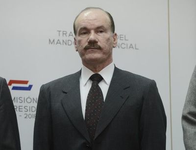 Admite que se requiere modificación de la CN para usar FF.AA.
