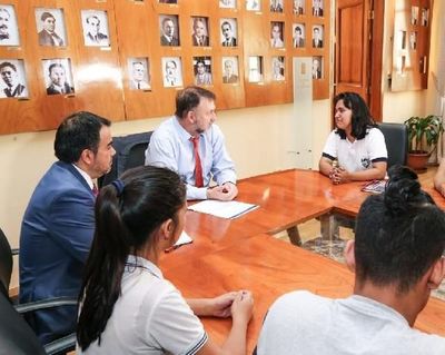 Fenaes plantea aumento para educación y anuncia nuevas marchas