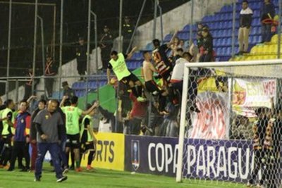Batacazo del Cristóbal Colón a Olimpia por Copa Paraguay