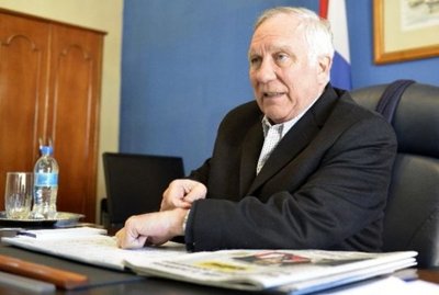 “Las FFAA en las calles sería un retroceso al pasado” , según Tito Saguier