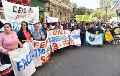 El paro académico de la UNA será indefinido, según docente