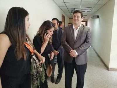 Absuelven al senador Enrique Salyn Buzarquis