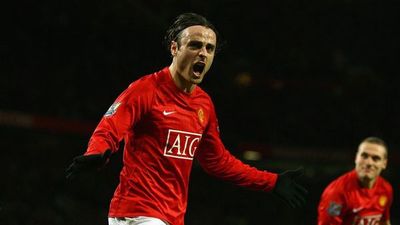 El búlgaro Dimitar Berbatov anuncia su retiro