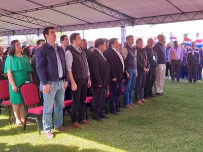 Piden a Mario Abdo camino de todo tiempo en Ñeembucú