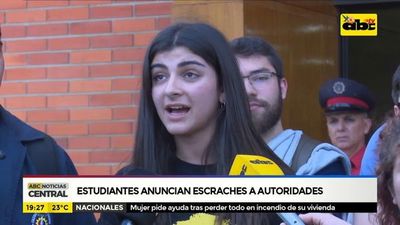 Estudiantes anuncian escraches a autoridades