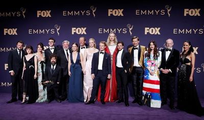 “Game of Thrones” triunfa pero no brilla en los Emmy de las sorpresas
