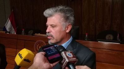 Había policías “asalariados” por narcos