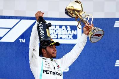 Mercedes se queda con la victoria en el Gran Premio de Rusia gracias a Hamilton