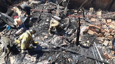 Incendio en la Chacarita afectó a unas doce familias