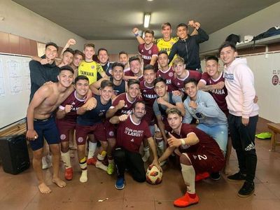 Álan Duarte, el paraguayo que juega en Lanús y sueña con el Barcelona