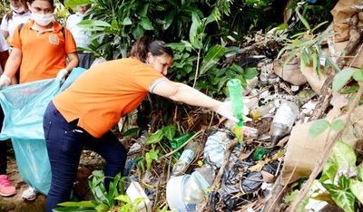 Las personas que no limpien sus patios y casas pueden ser imputadas