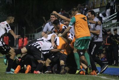 El “12” de Sto. Domingo va por el título