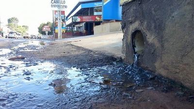 Tirar agua servida a la calle tiene una multa de G. 1.600.000