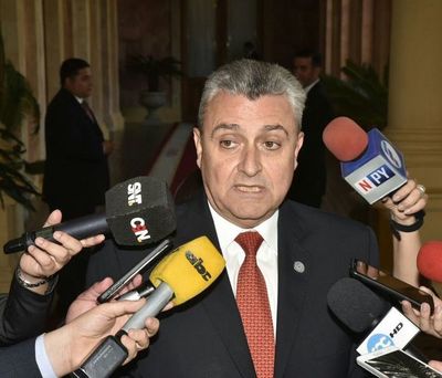 Blas Llano señala que Villamayor se deslindó responsabilidades y echó la culpa a la Policía