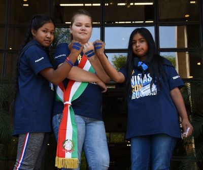 Embajada de Italia y BID cedieron el poder a las niñas