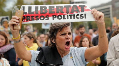 Supremo español condena a líderes catalanes a 13 años de prisión