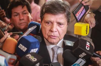 "Las infecciones se combaten con diagnóstico y antibióticos de primera calidad"