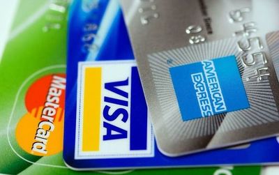 Varias ventajas otorga el dinero plástico