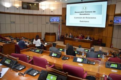 Procurador rindió cuentas ante senadores sobre Arrom, Martí y Colmán