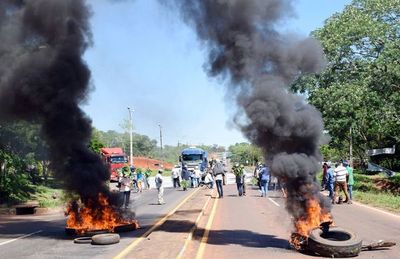 Opavave tomatero oñe’ê represión vaiete ha ombotove manifestante detención