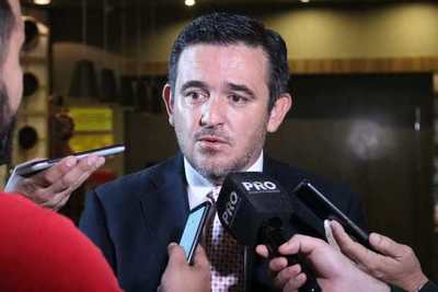 Petta usó datos parciales y no autorizados para hacer propaganda de su gestión