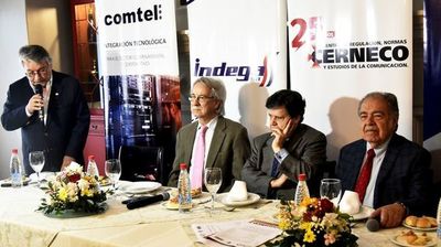Acevedo busca fortalecer el sistema de inteligencia, dice
