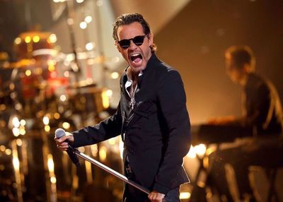 Marc Anthony rinde tributo a José José en los Latin American Music Awards